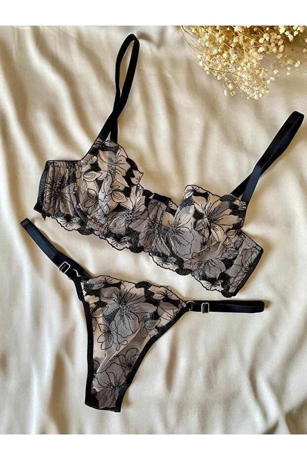 Shadow Lace Set
